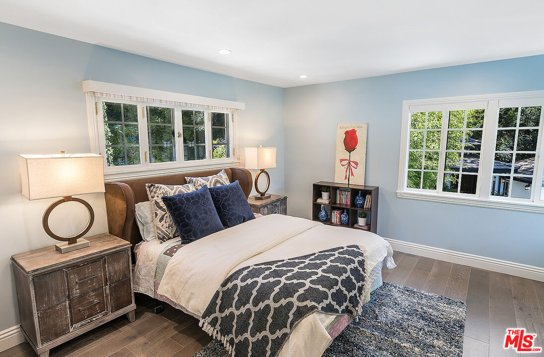 4054 STONE CANYON AVE