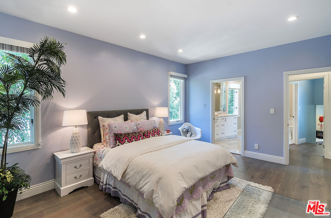 4054 STONE CANYON AVE