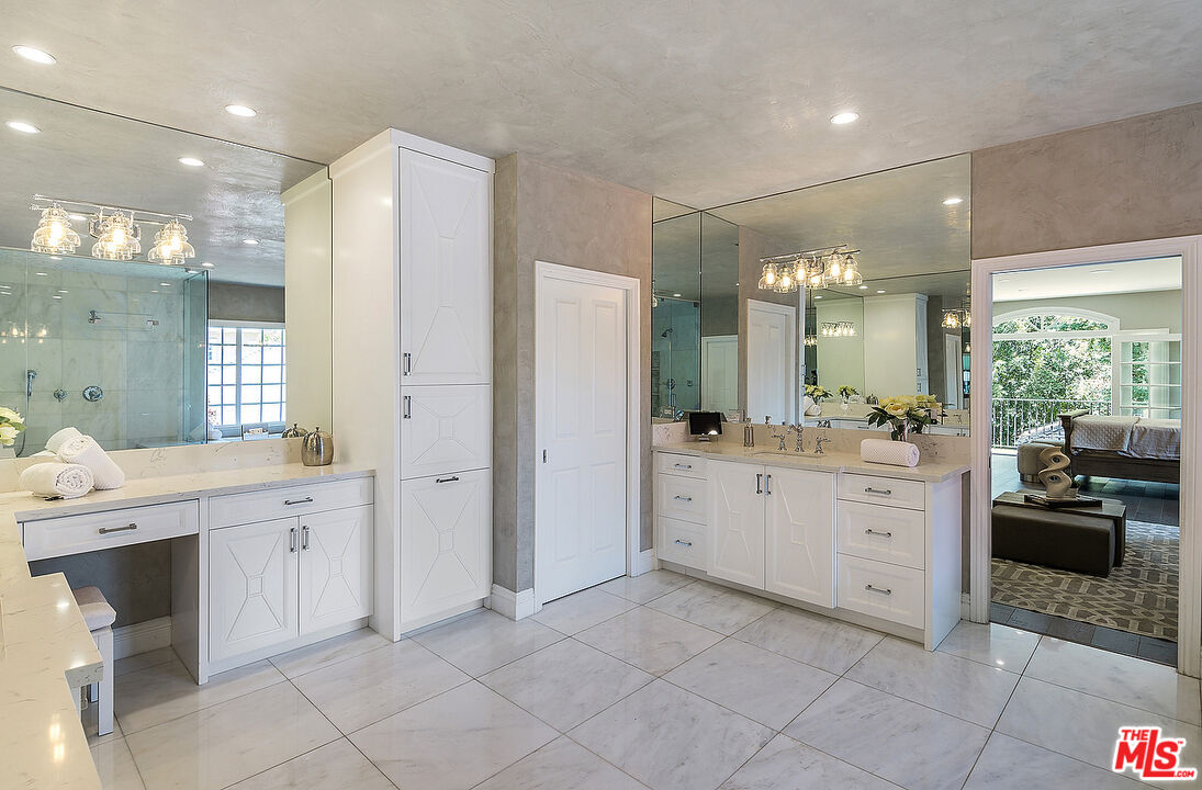 4054 STONE CANYON AVE