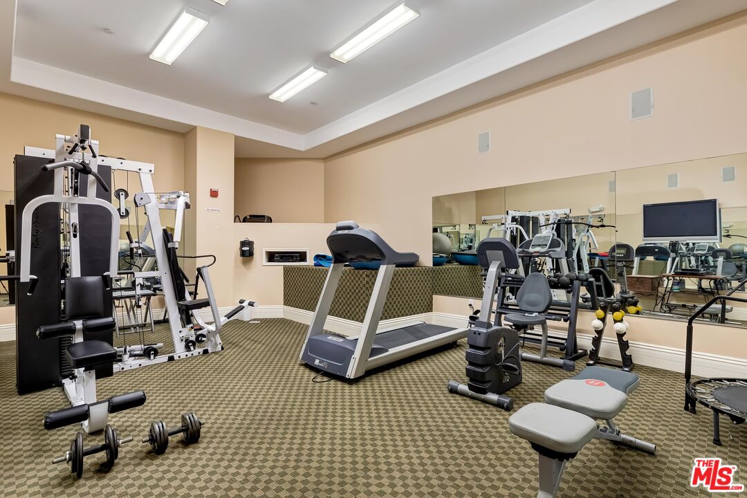 16123 W Sunset Blvd Unit: 101