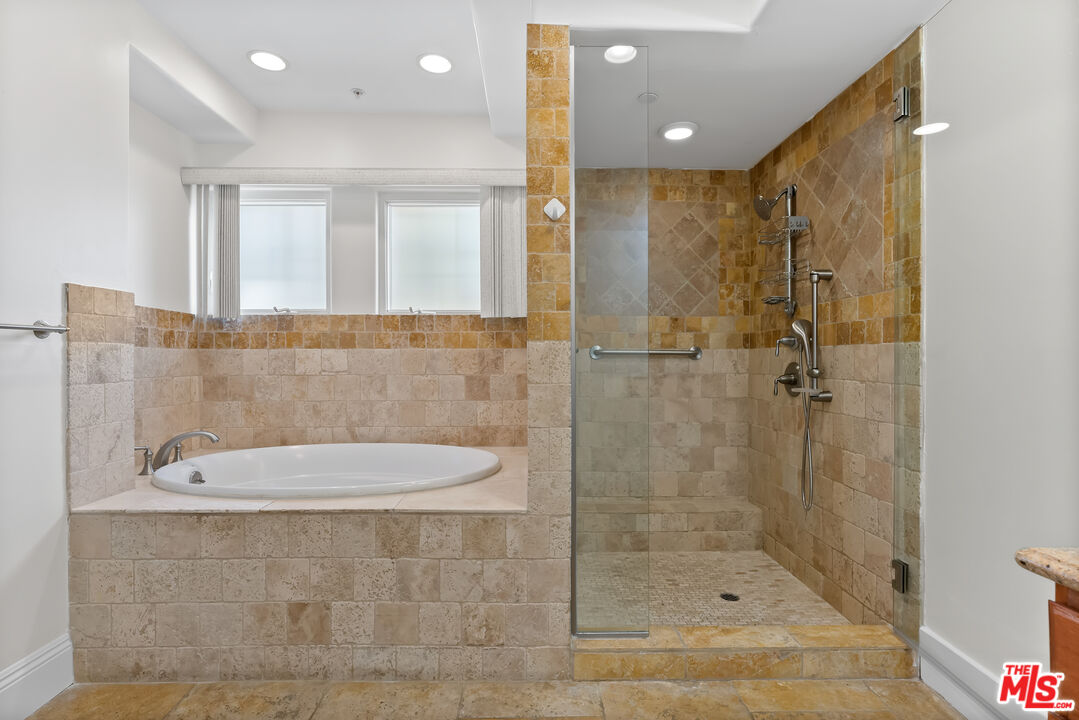 16123 W Sunset Blvd Unit: 101