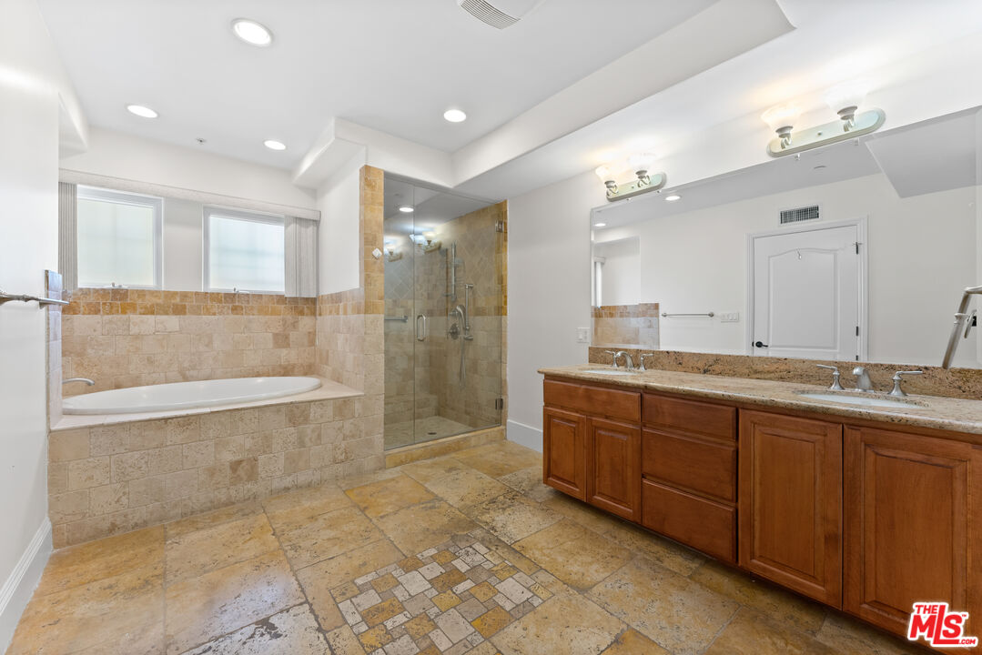 16123 W Sunset Blvd Unit: 101