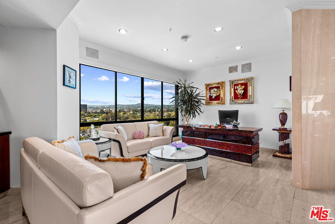 10490 Wilshire Blvd Unit: 1206