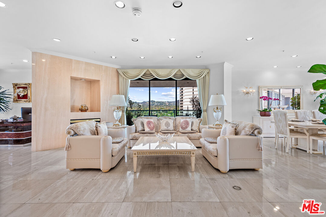 10490 Wilshire Blvd Unit: 1206