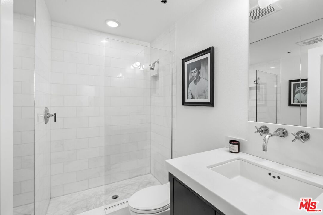 964 Hancock Ave Unit: 103