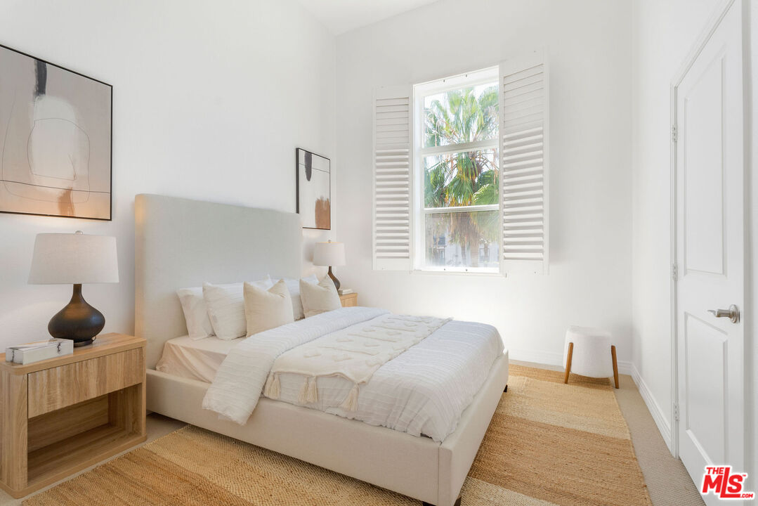 7100 Playa Vista Dr Unit: 402