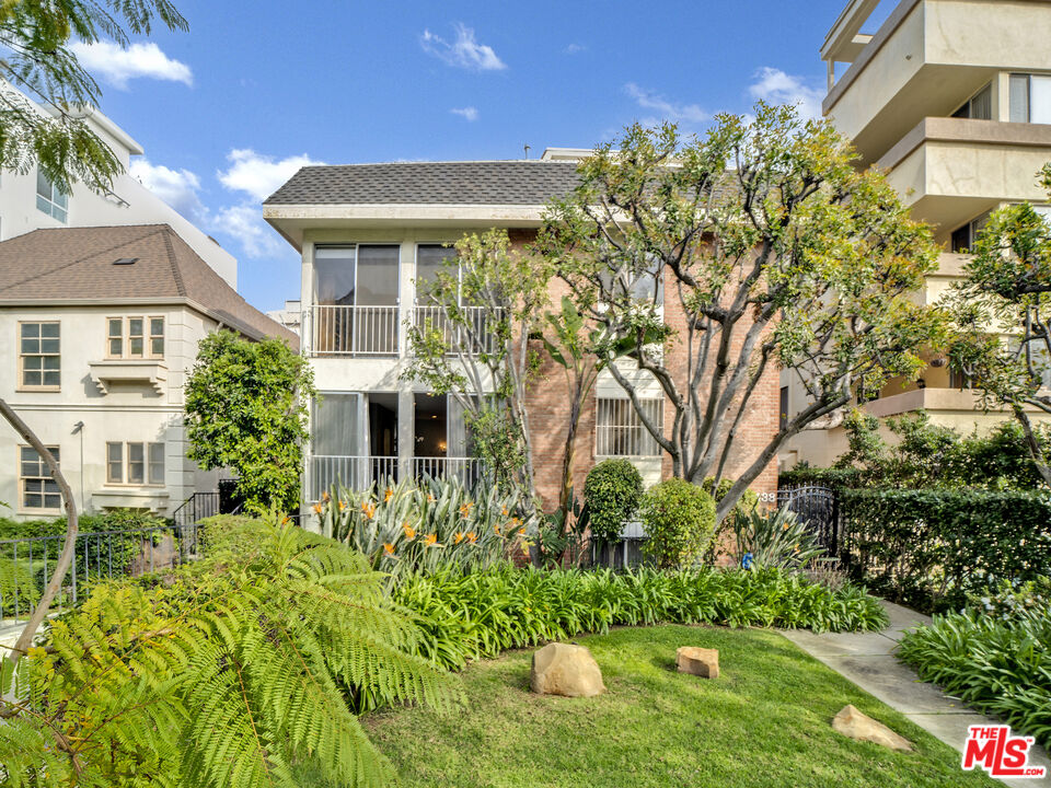 438 N Palm Dr Unit: 1