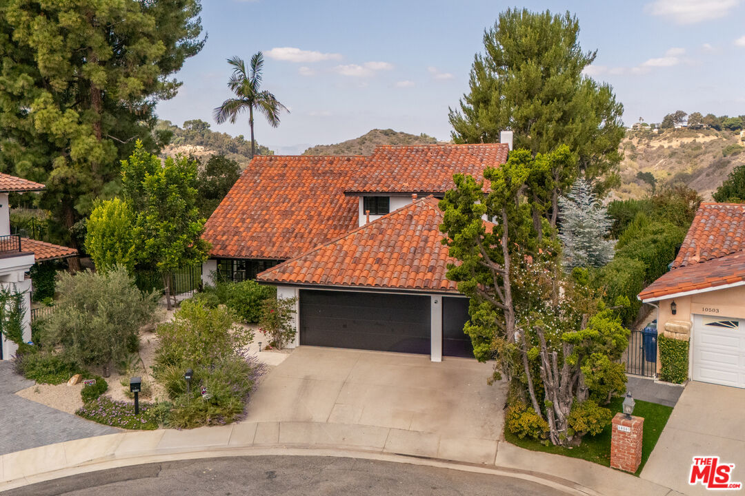 10507 Woodfield Ct Unit: 12