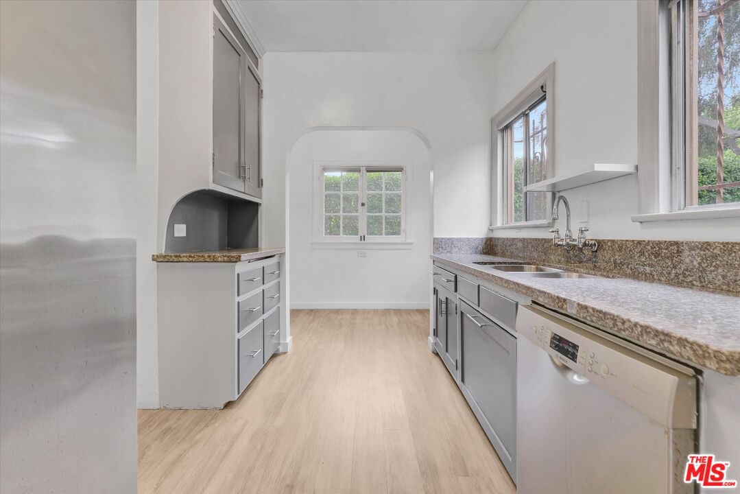 5112 Edgewood Pl Unit: 5112