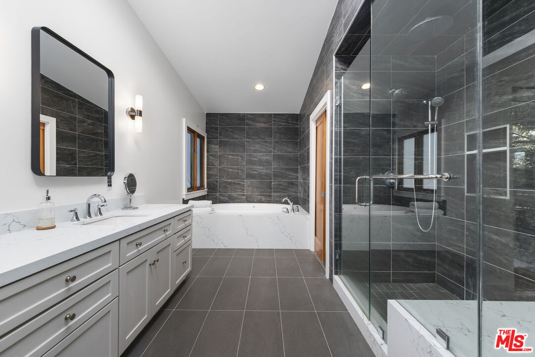 2601 Nichols Canyon Rd