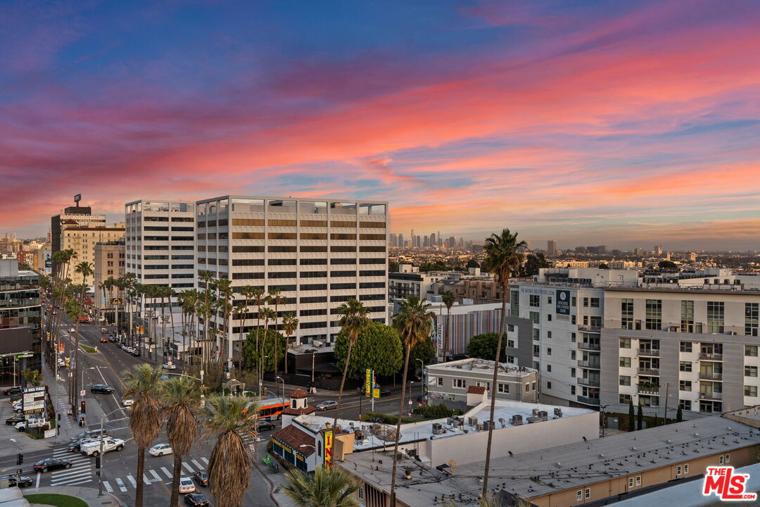 7135 Hollywood Blvd Unit: 802