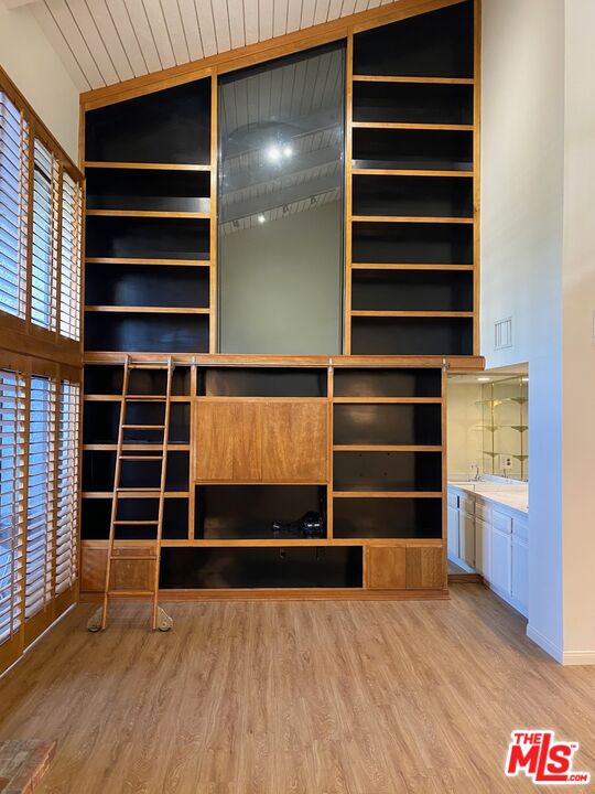 1937 S Beverly Glen Blvd Unit: 46