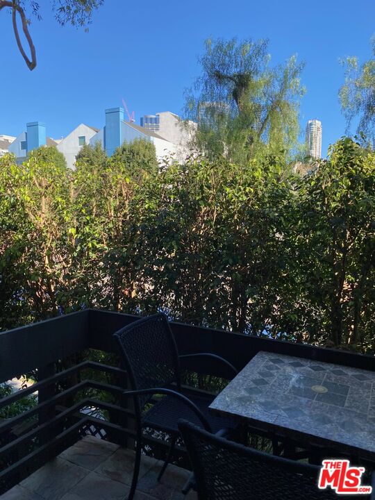 1937 S Beverly Glen Blvd Unit: 46