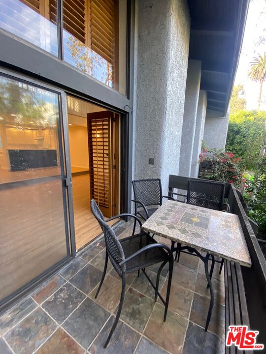 1937 S Beverly Glen Blvd Unit: 46