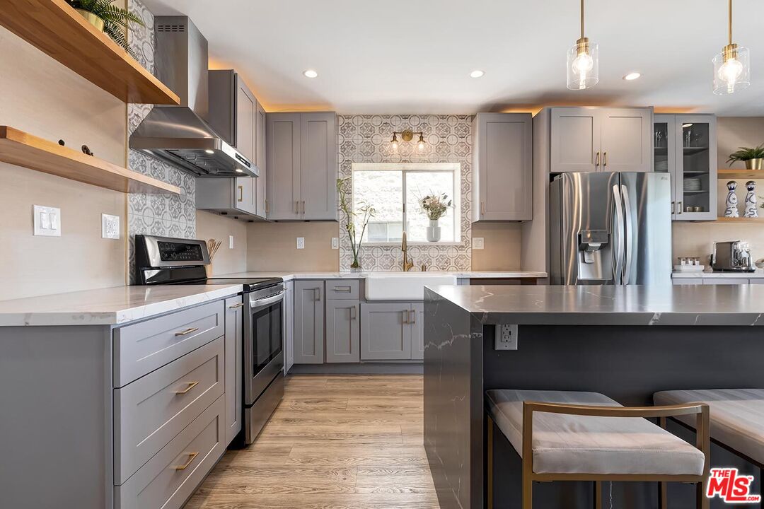 1115 S Elm Dr Unit: 401