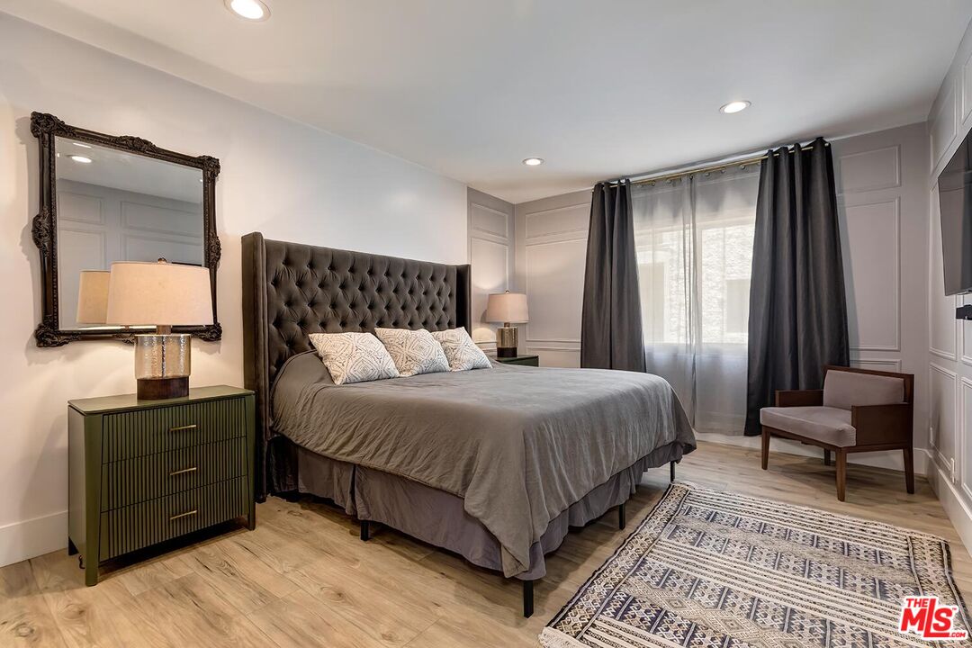 1115 S Elm Dr Unit: 401