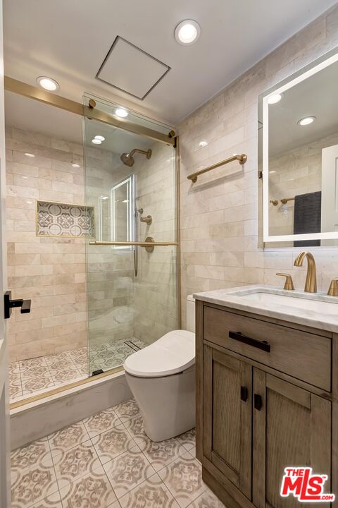 1115 S Elm Dr Unit: 401