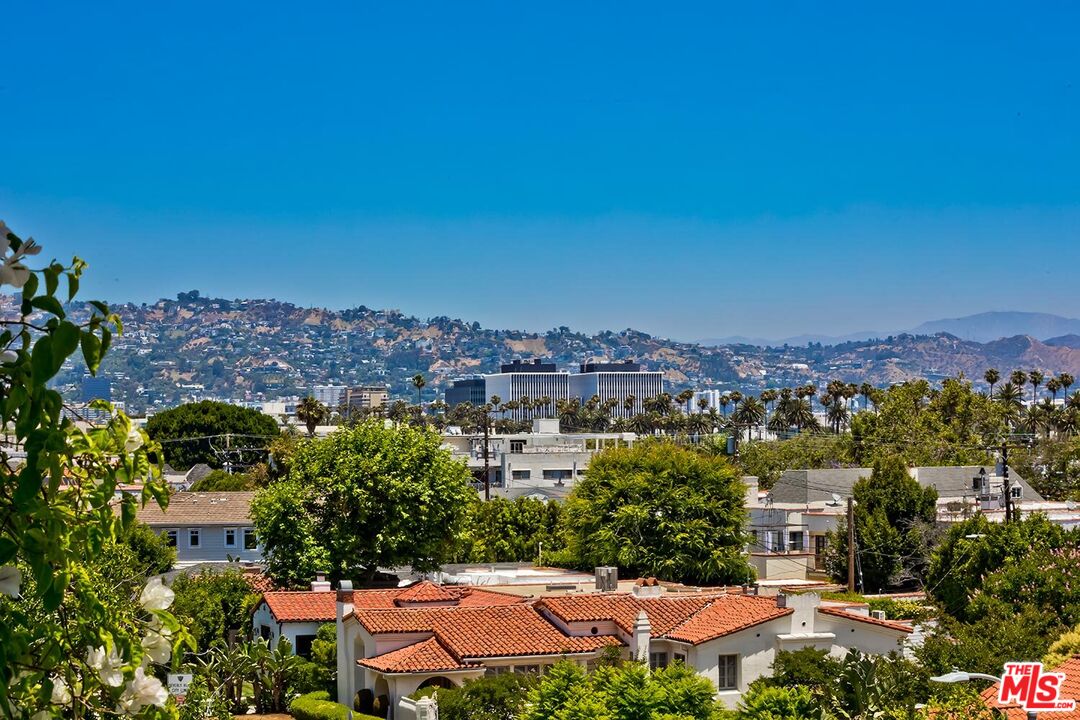 1115 S Elm Dr Unit: 401