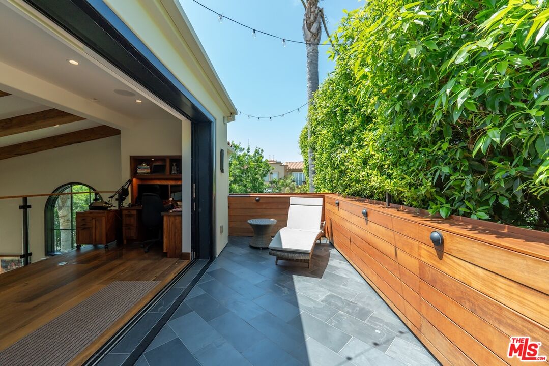 2612 Montana Ave Unit: 1