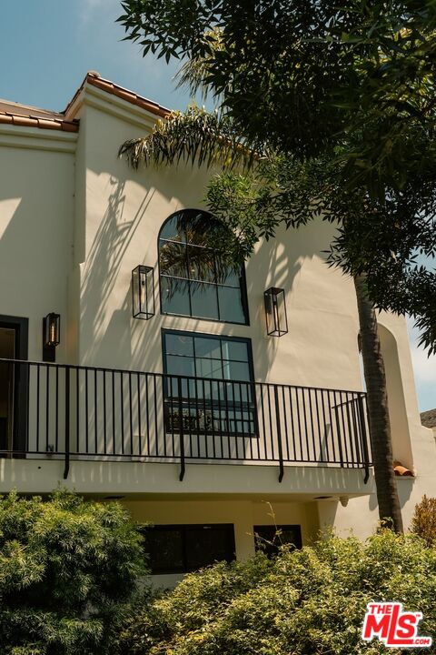 2612 Montana Ave Unit: 1