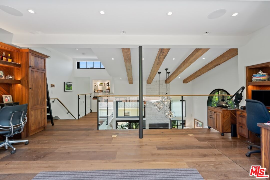 2612 Montana Ave Unit: 1