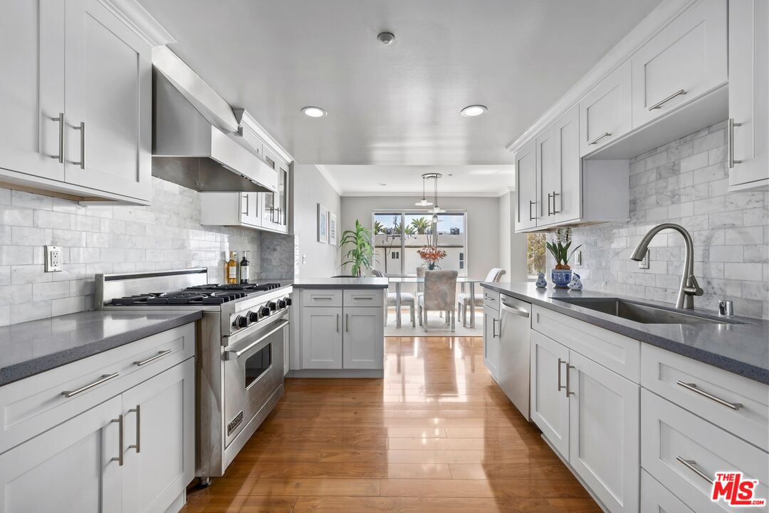 1018 4th St Unit: 203