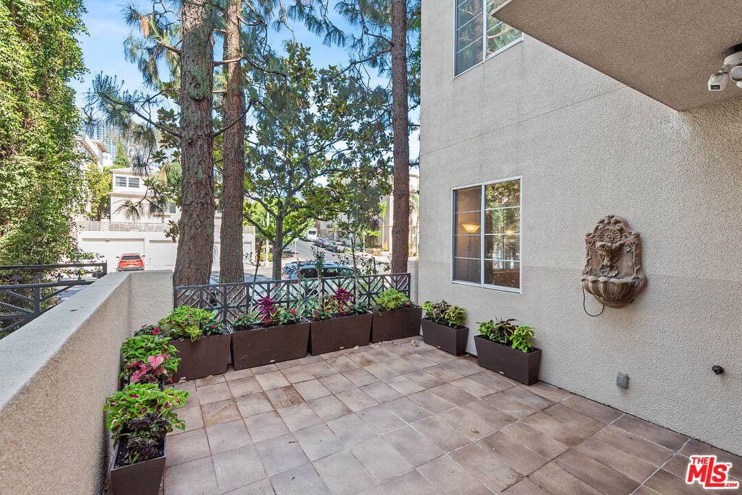 1875 S Beverly Glen Blvd Unit: 106