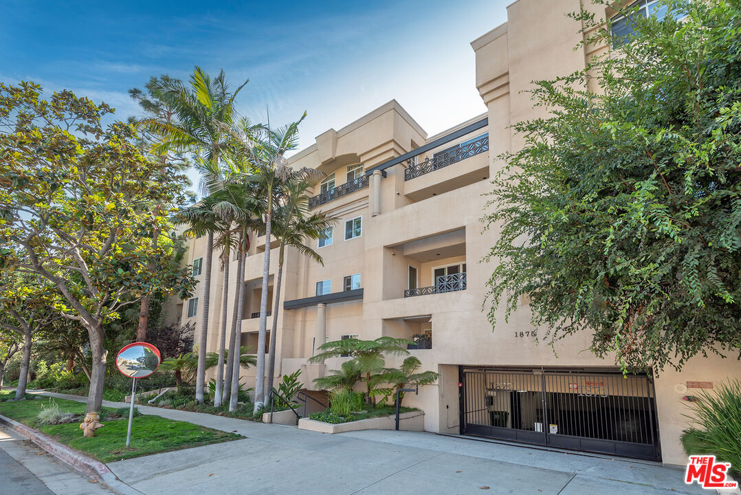 1875 S Beverly Glen Blvd Unit: 106
