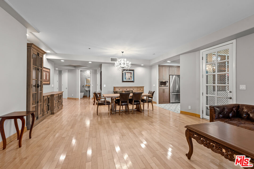 1875 S Beverly Glen Blvd Unit: 106