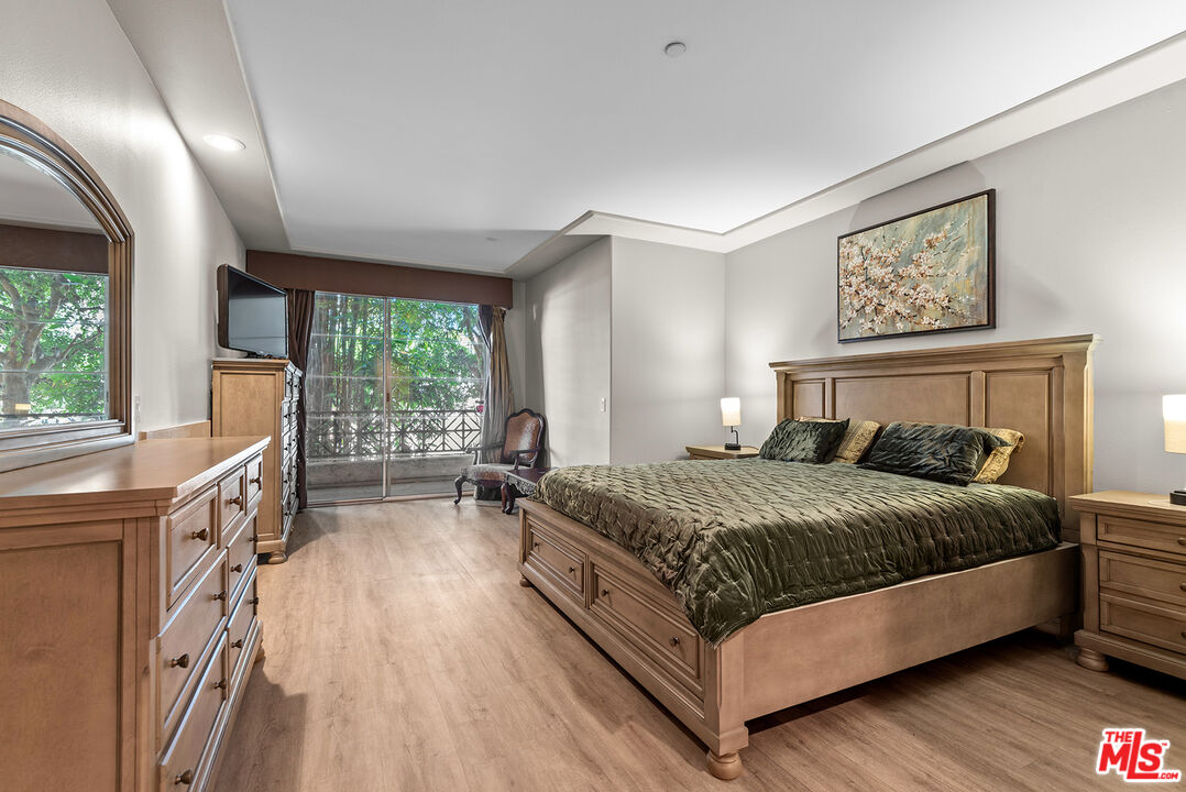 1875 S Beverly Glen Blvd Unit: 106