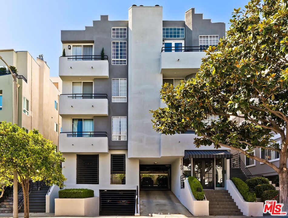 1169 NW Wellesley Ave Unit: 101