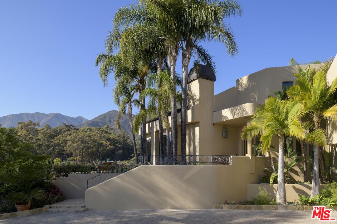 2891 Hidden Valley Ln