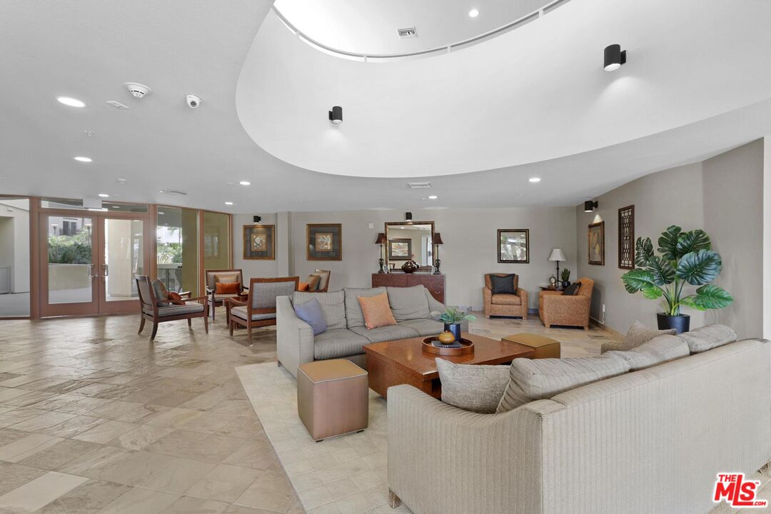 13200 Pacific Promenade Prome Unit: 346