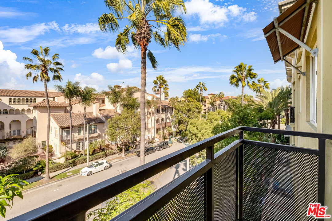 13200 Pacific Promenade Prome Unit: 346