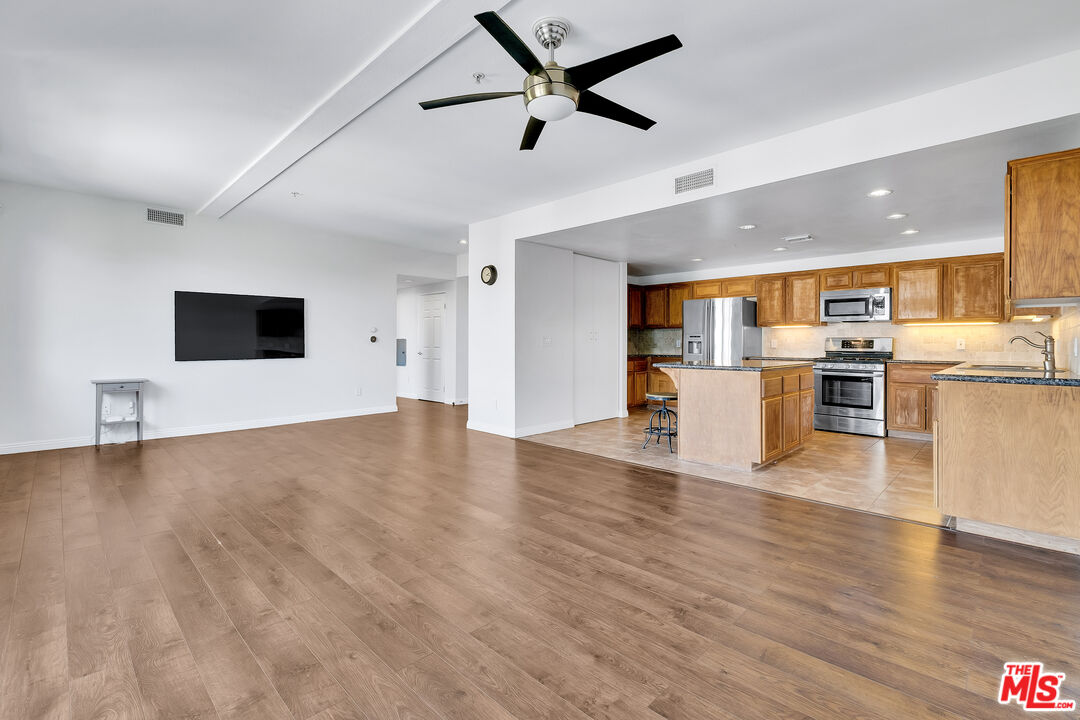 13200 Pacific Promenade Prome Unit: 346