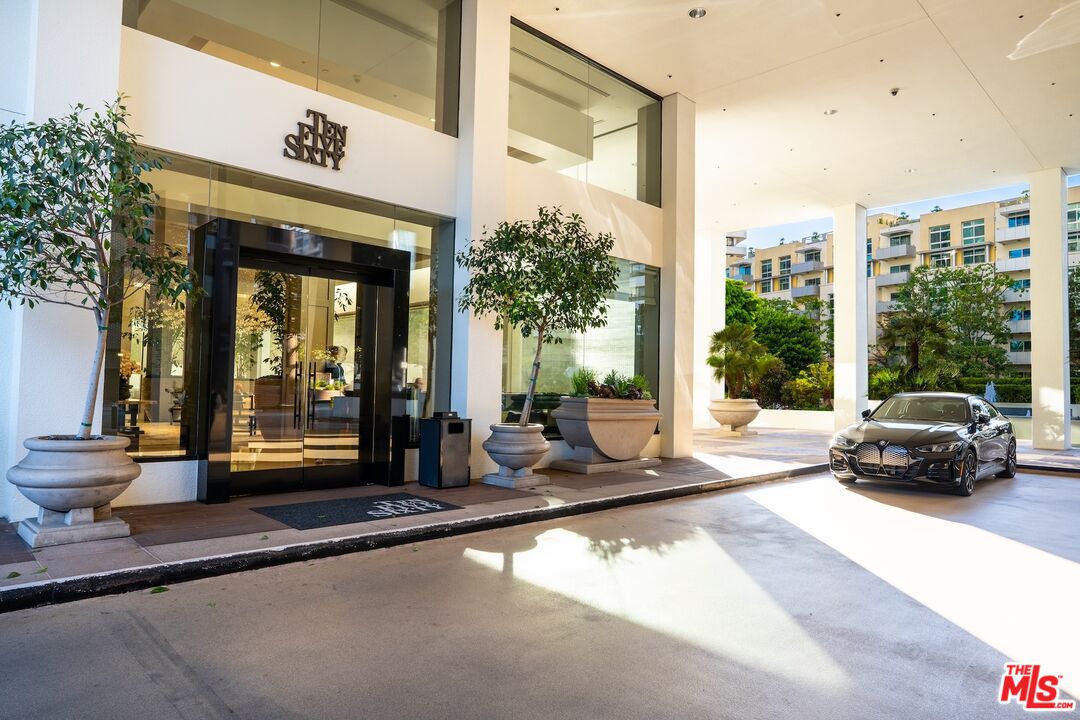 10560 Wilshire Blvd Unit: 1806