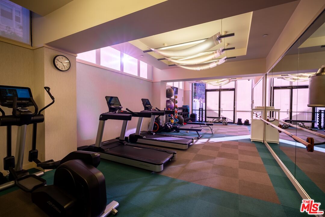 10560 Wilshire Blvd Unit: 1806