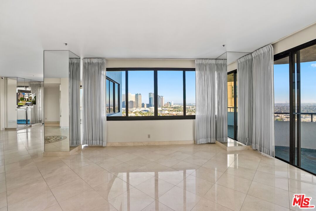 10560 Wilshire Blvd Unit: 1806
