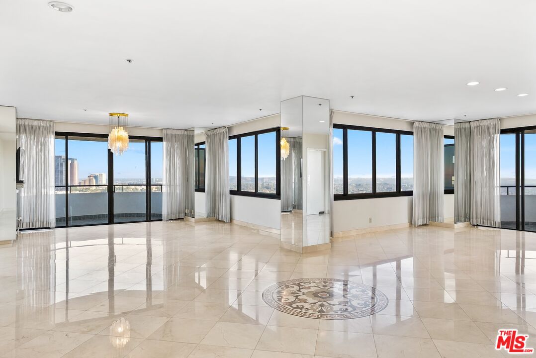 10560 Wilshire Blvd Unit: 1806