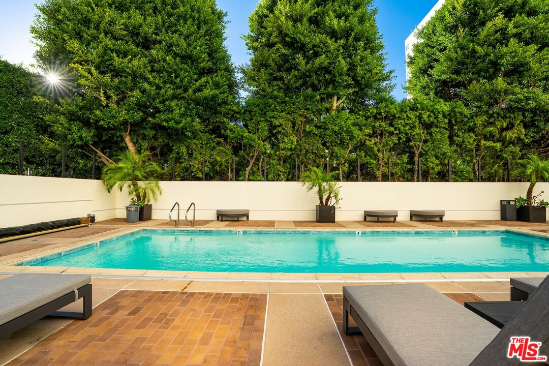 10560 Wilshire Blvd Unit: 1806