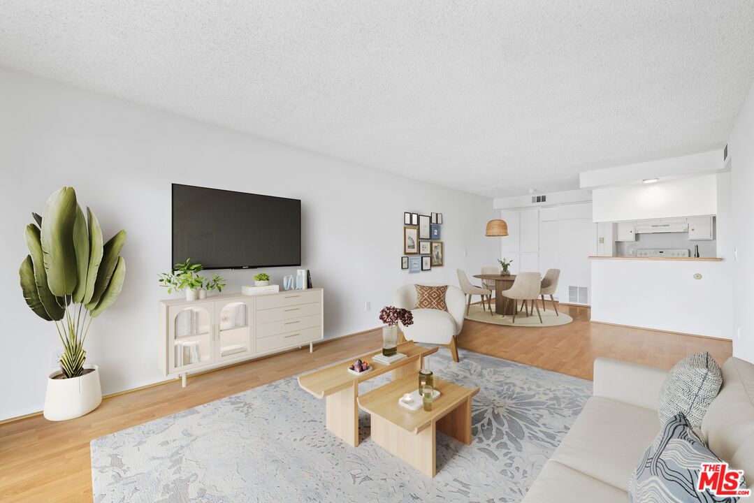 1517 E Garfield Ave Unit: 23