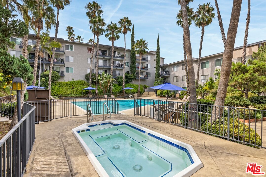 1517 E Garfield Ave Unit: 23