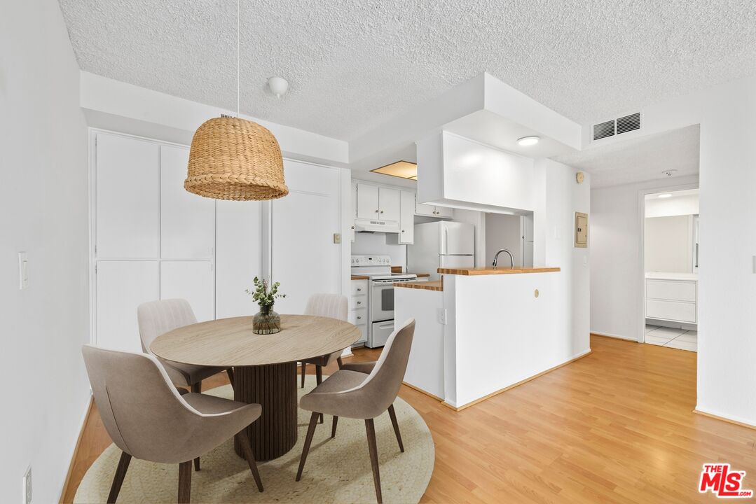 1517 E Garfield Ave Unit: 23