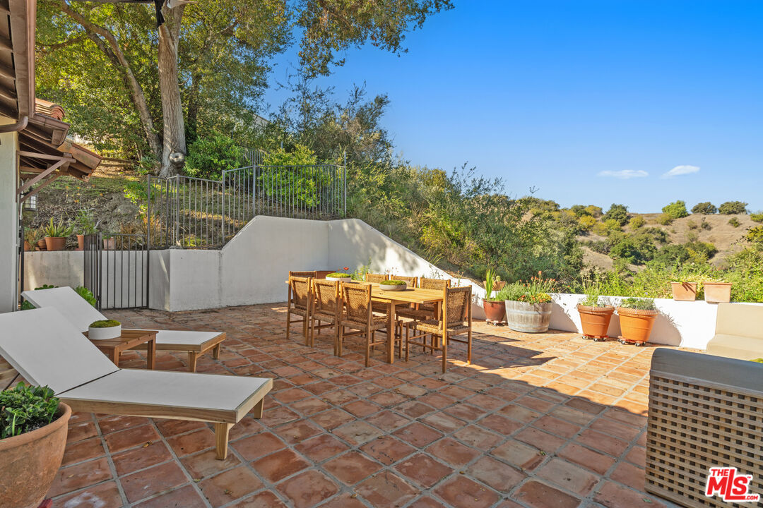 14878 Round Valley Dr