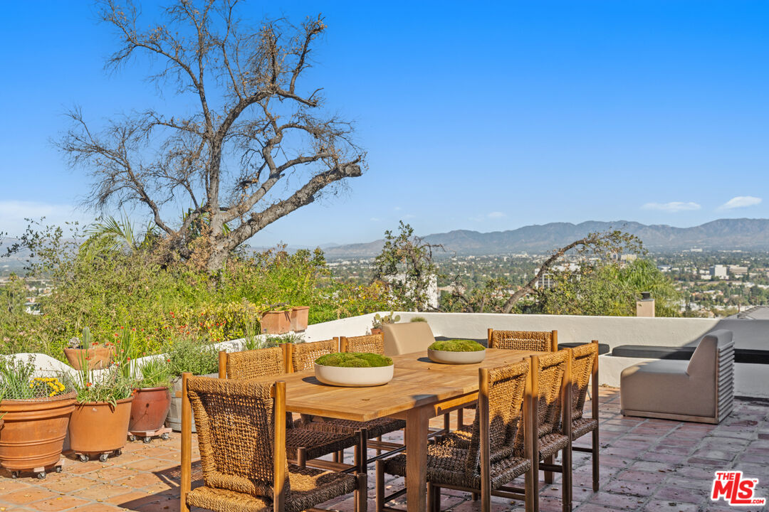 14878 Round Valley Dr