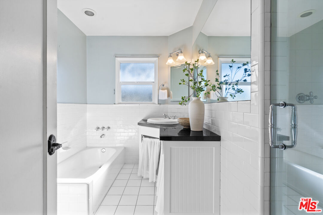 14878 Round Valley Dr