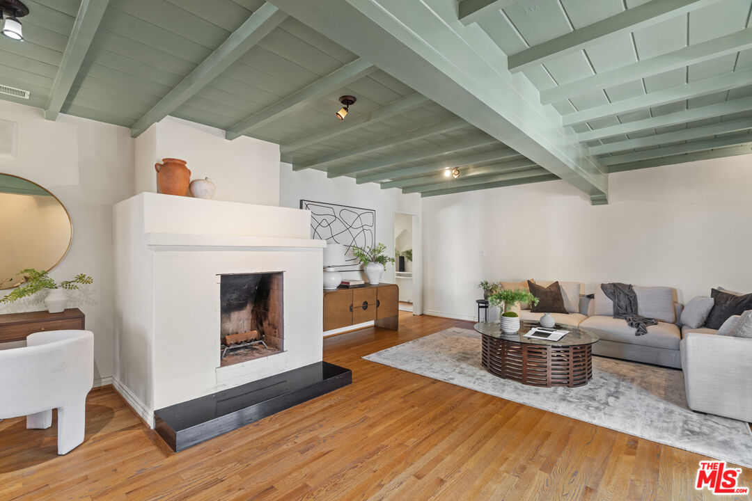 14878 Round Valley Dr