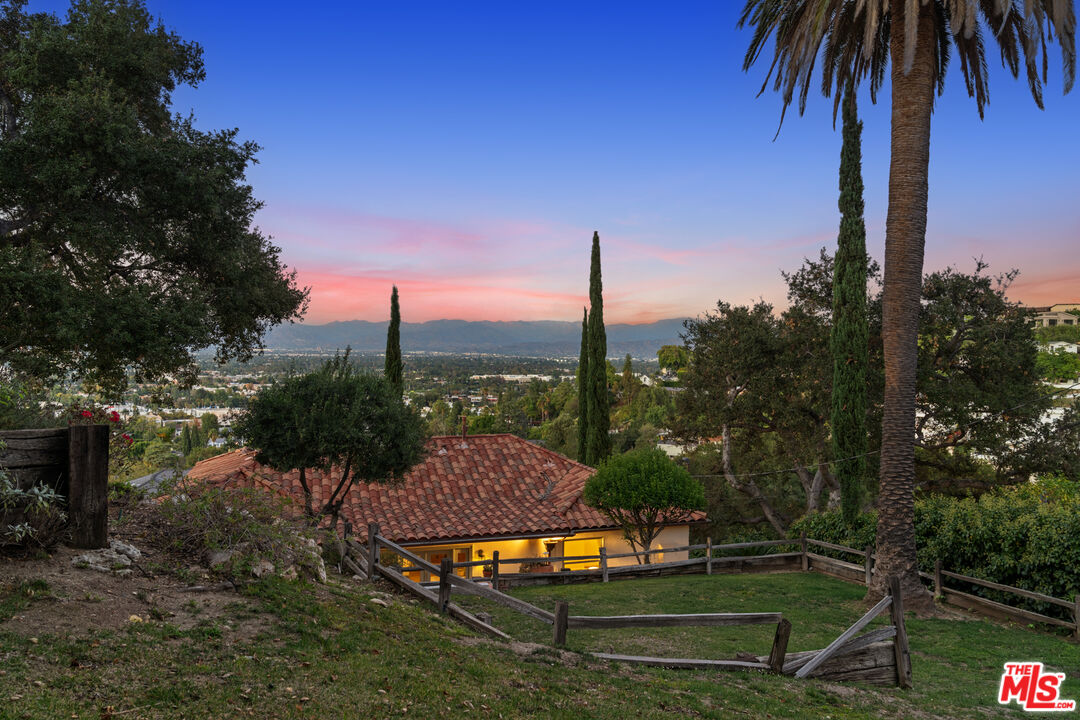 14878 Round Valley Dr