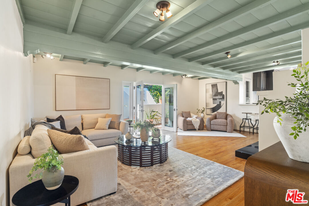 14878 Round Valley Dr