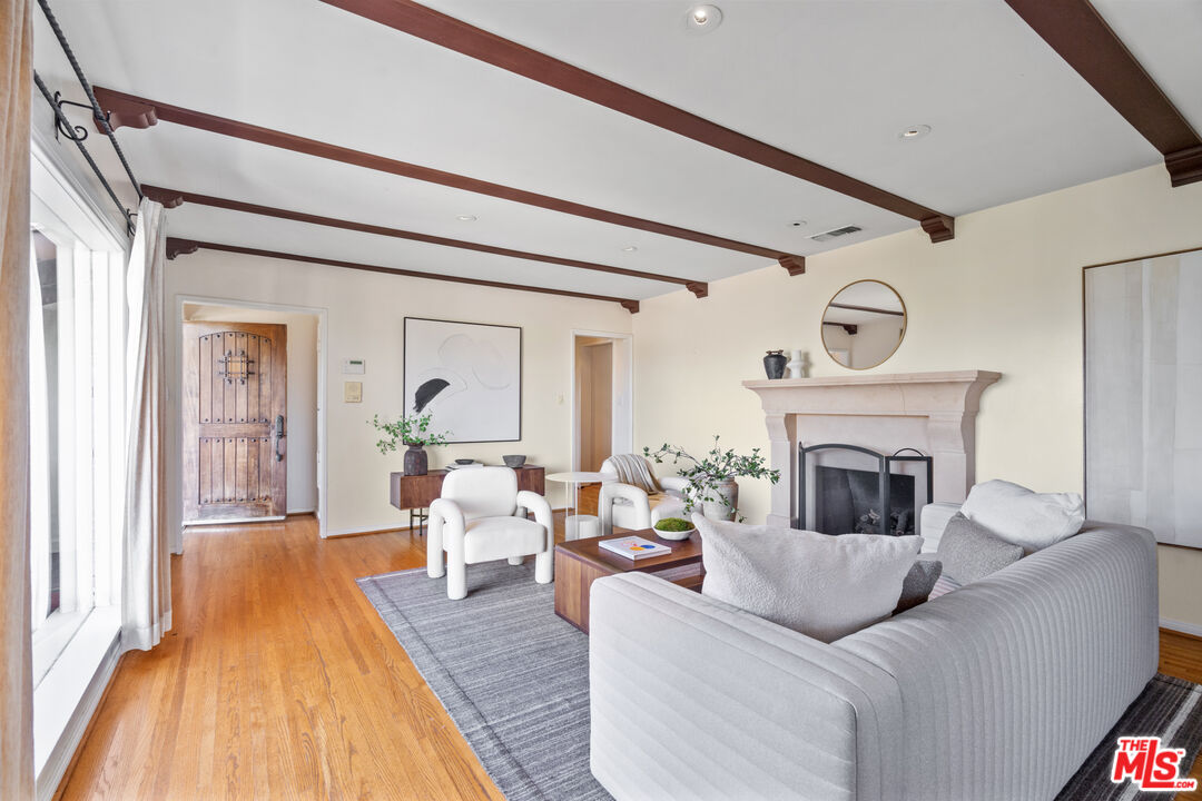 14878 Round Valley Dr